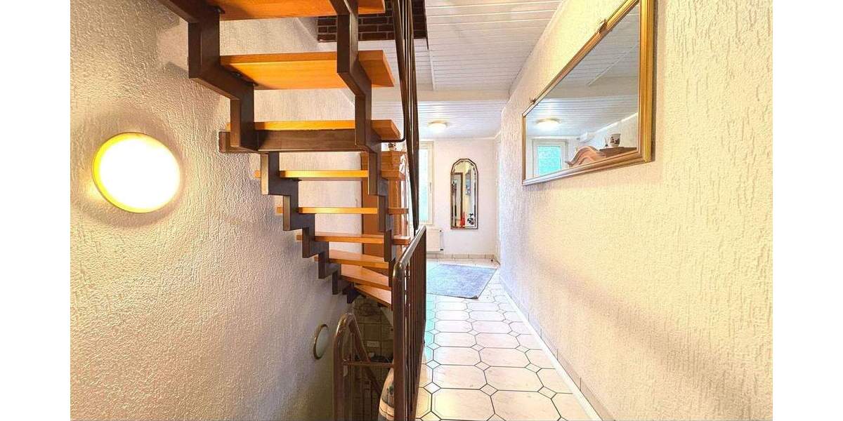 Einfamilienhaus Essen Schonnebeck - 4 Zimmer, 115 m&sup2;, 330.000&euro; | Angebot:25679215