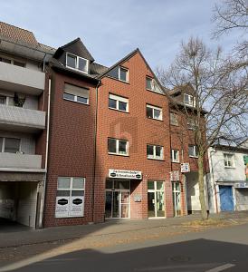 IMMOBILIENPAKET: MFH & GEWERBE MIT GMBH 10 zimmer