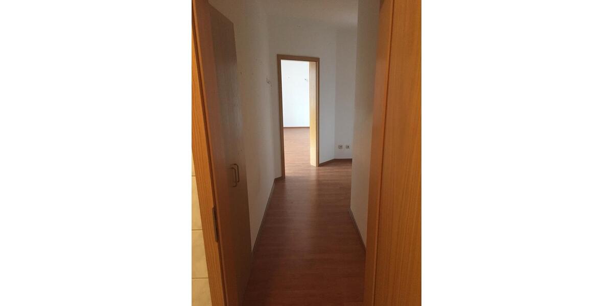 2.5 Wohnung inclusive Tiefgarage und Küche 2 zimmer