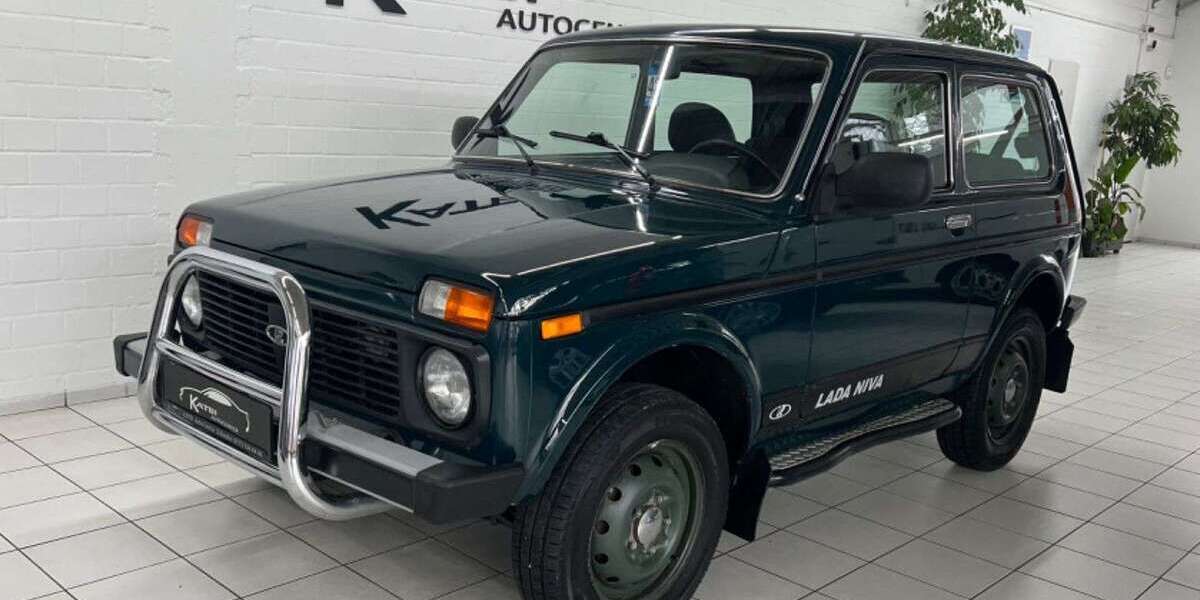 Lada Niva 89.081 km 8.950 &euro; Schwelm 58332