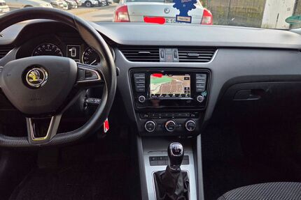 Skoda Octavia 128.670 km 11.700 € Hagen 58135