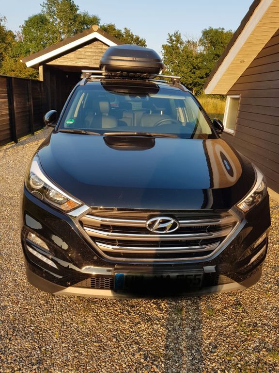 Hyundai TUCSON 48.000 km 16.900 € Unna 59423