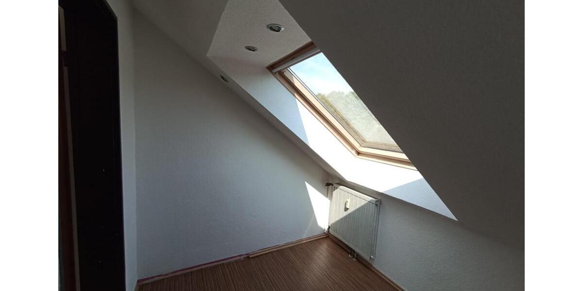Dachgeschoßwohnung Dortmund Hombruch - 4 Zimmer, 87 m&sup2;, 735&euro; | Angebot:27600011