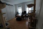 4 Zimmer Eigentumswohnung mit großem Balkon.