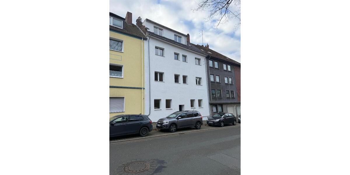Exklusiv sanierte 4,5-Zimmer-Wohnung mit Balkon – Erstbezug nach Komplettsanierung 4 zimmer