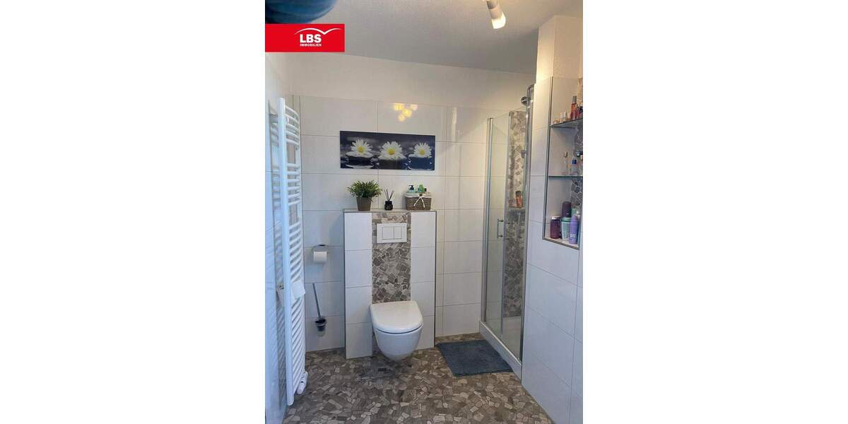 Modernes Reihenendhaus mit zwei Garagen in Dortmund- Höchsten 6 zimmer