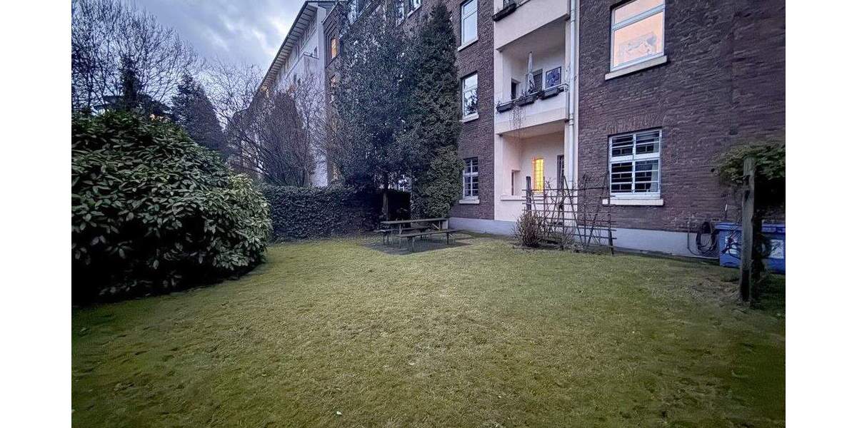Etagenwohnung Oberhausen Altstadt-Mitte - 3 Zimmer, 113 m&sup2;, 945&euro; | Angebot:25748239