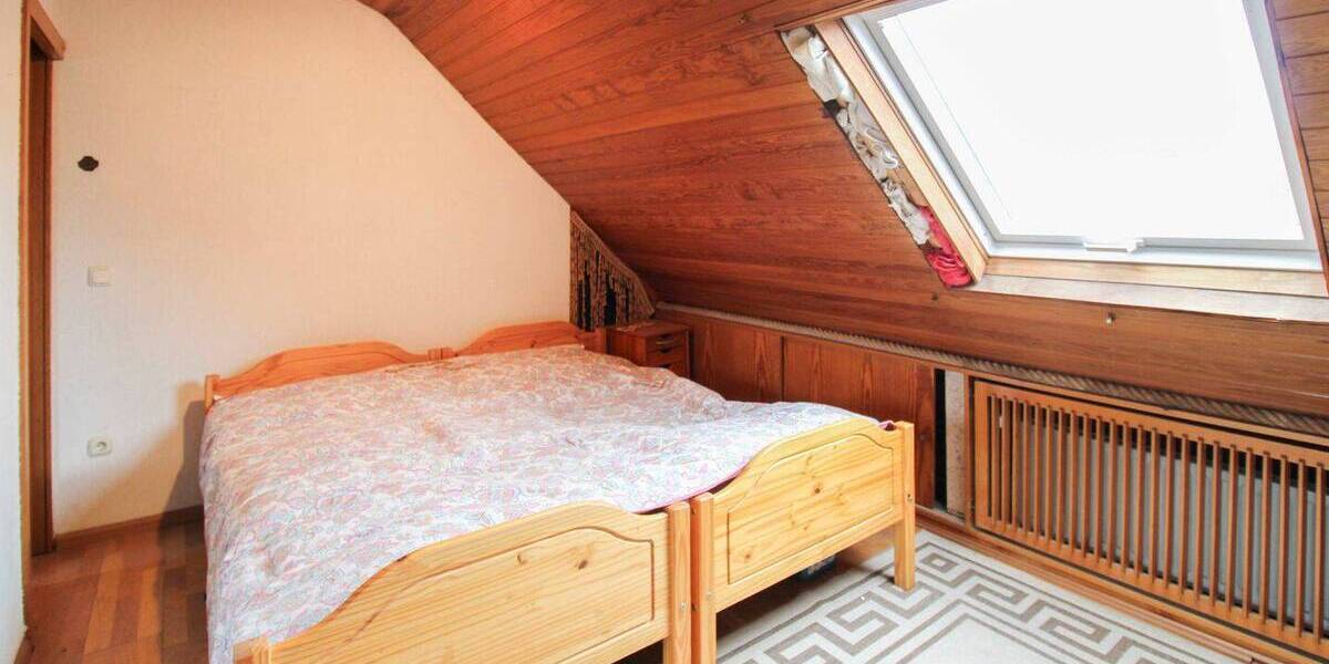 Reihenmittelhaus Essen Ostviertel - 4 Zimmer, 130 m&sup2;, 279.000&euro; | Angebot:26542889