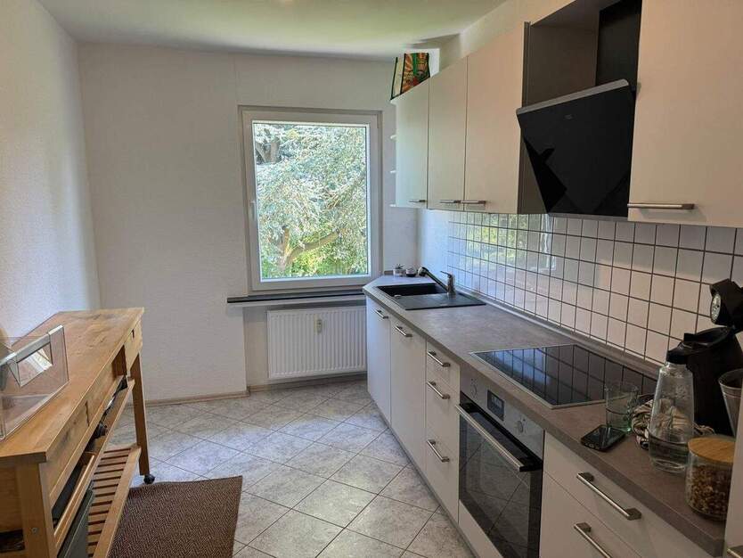 Gemütliche Wohnung mit Balkon und Einbauküche in ruhigem Haus in Barop 3 zimmer