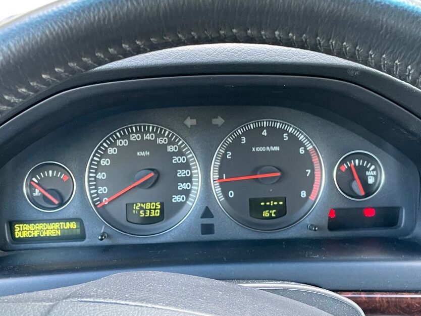 Volvo S80 125.000 km 9.500 € Dortmund 44269