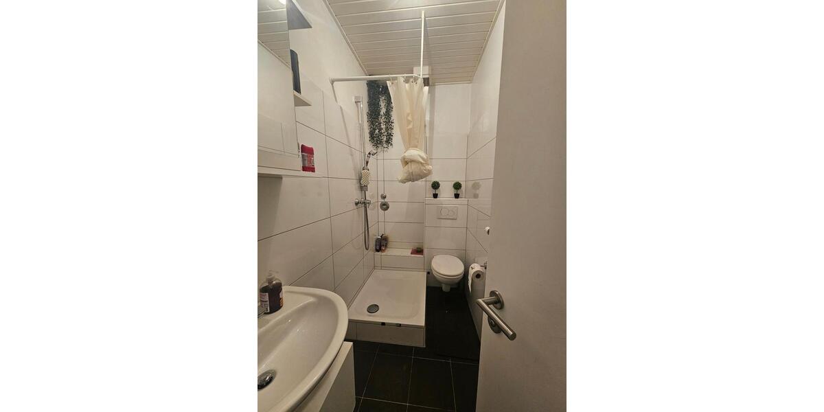 Etagenwohnung Dortmund Innenstadt West - 1 Zimmer, 33 m&sup2;, 370&euro; | Angebot:25751628