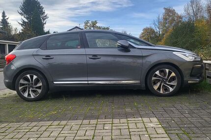 Citroen DS5 125.000 km 10.480 &euro; Dortmund 44388