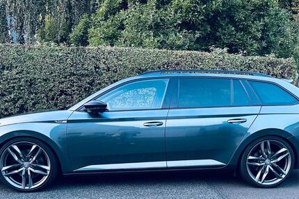 Skoda Superb 71.000 km 26.200 € Wuppertal 42369