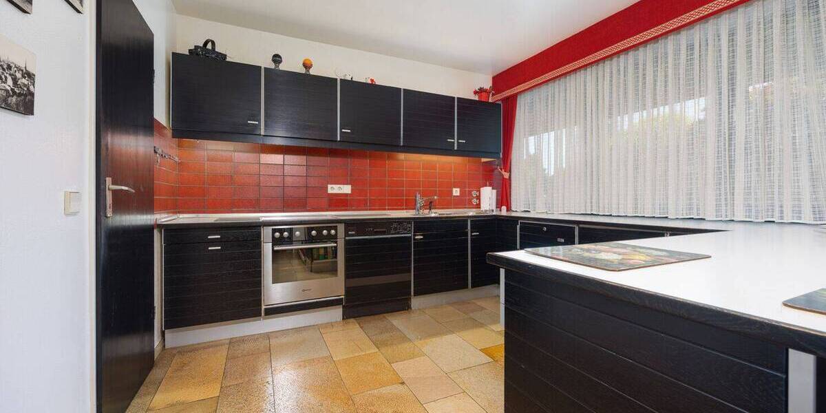 Einfamilienhaus Wuppertal Ronsdorf - 7 Zimmer, 263 m&sup2;, 670.000&euro; | Angebot:26656752