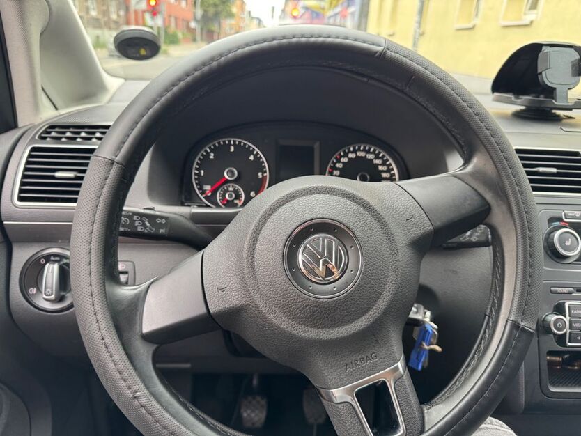 VW Touran 263.000 km 5.900 € Herne 44623