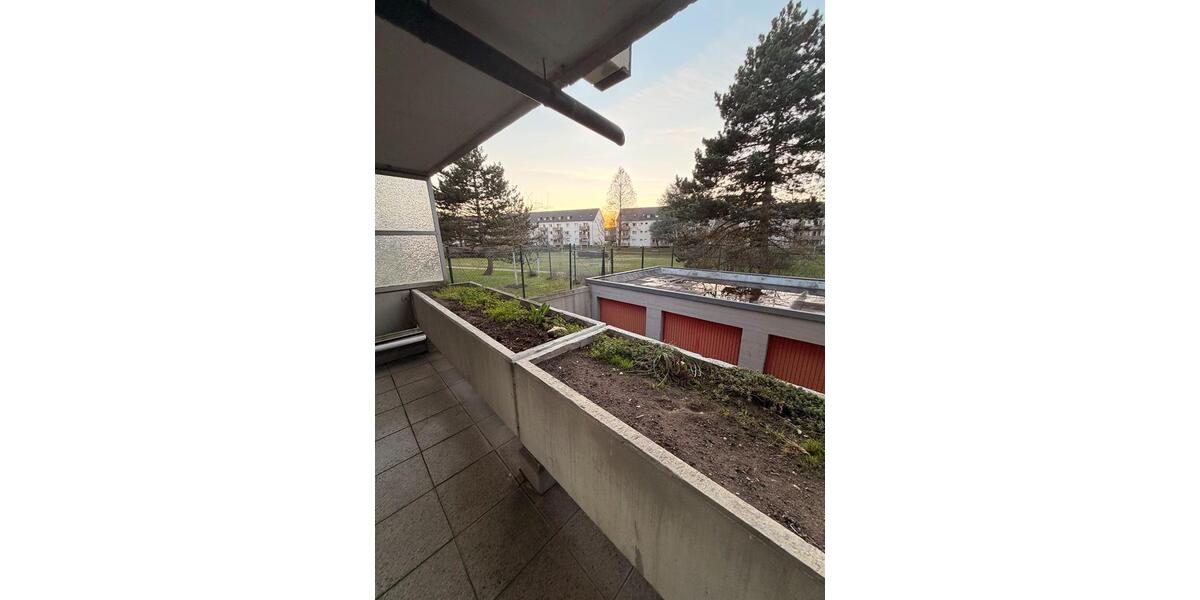 Erdgeschoßwohnung Essen Huttrop - 3 Zimmer, 68 m&sup2;, 169.000&euro; | Angebot:25757602