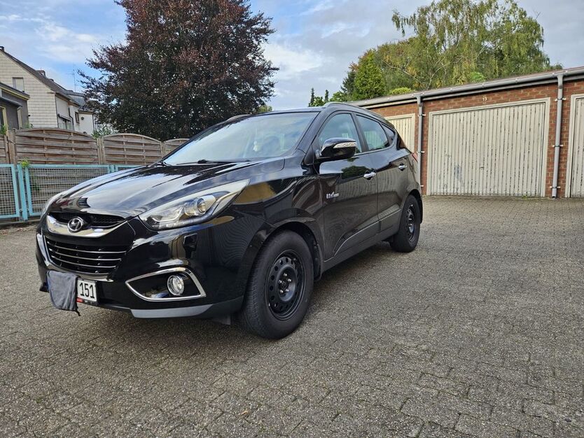 Hyundai ix35 66.085 km 11.999 € Bottrop 46236
