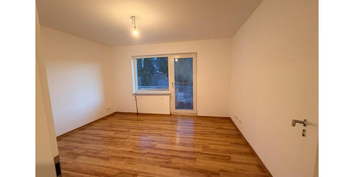 Erdgeschoßwohnung Hagen Hohenlimburg - 3 Zimmer, 61 m&sup2;, 520&euro; | Angebot:25305989