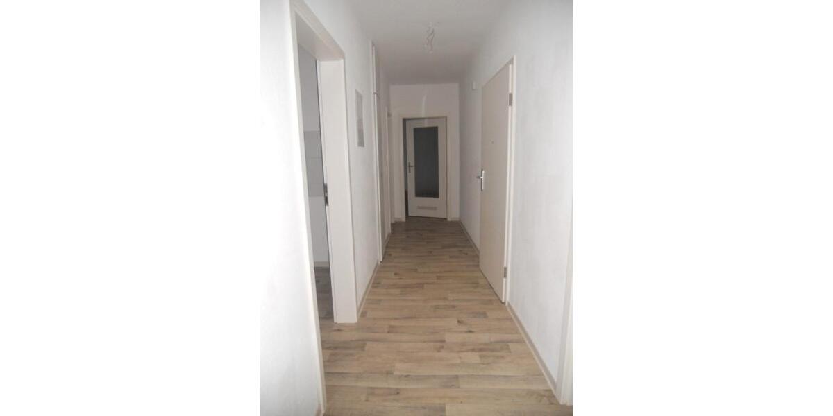 Dachgeschoßwohnung Bochum Günnigfeld - 3.5 Zimmer, 73 m&sup2;, 570&euro; | Angebot:25050798