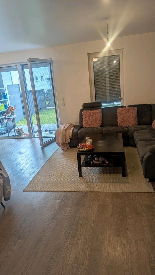 NeubauWohnung 3 Zimmer voll Möbiliert!