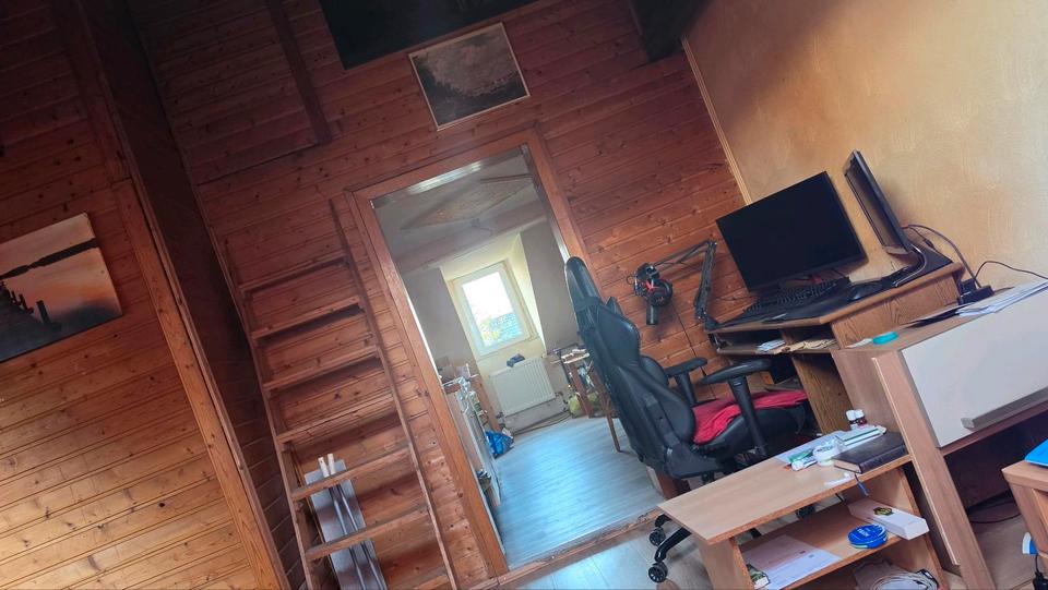 Dachgeschoßwohnung Dortmund Hörde - 2 Zimmer, 20 m&sup2;, 2.300&euro; | Angebot:25791815