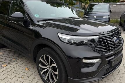 Ford Explorer 36.000 km 41.900 € Dortmund 44263