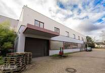 Halle in Ratingen 2.400.000 € 1175 m²