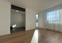 Kernsanierte 2-Zimmer-Wohnung mit Traum-Balkon und Weitblick