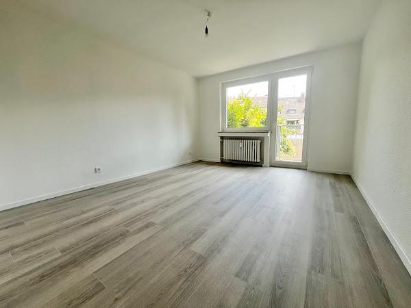 Schöne 3-Zimmer-Wohnung mit Balkon! zimmer