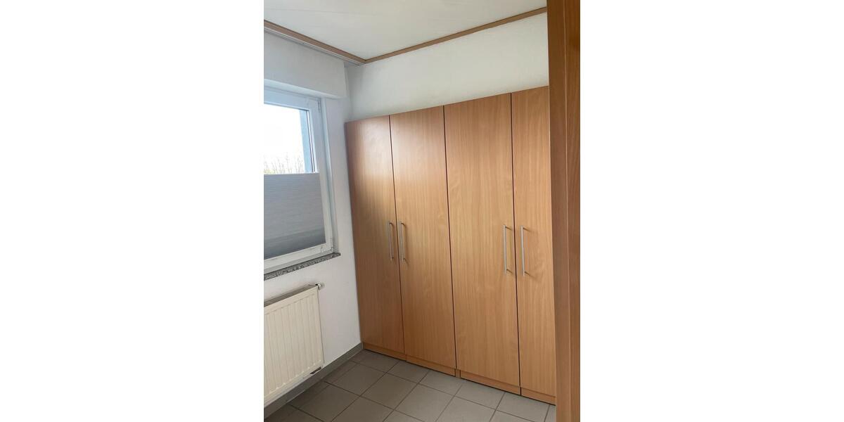 Dachgeschoßwohnung Oberhausen Biefang - 3.5 Zimmer, 84 m&sup2;, 810&euro; | Angebot:25935368