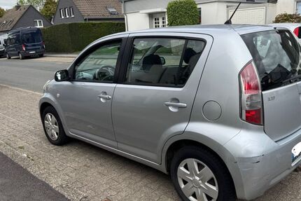 Daihatsu Sirion 243.000 km 1.150 € Dortmund 44388