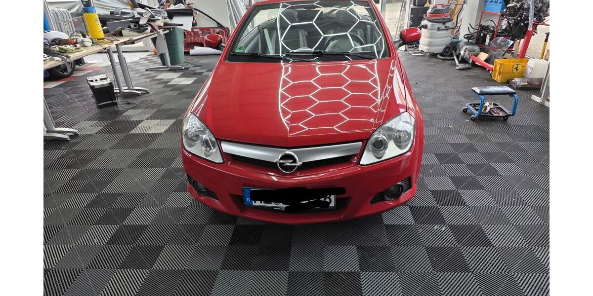 Opel Tigra 231.000 km 1.850 &euro; Wuppertal 42285