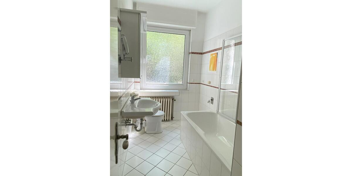 Erdgeschoßwohnung Essen Huttrop - 3 Zimmer, 87 m&sup2;, 325.000&euro; | Angebot:25968223