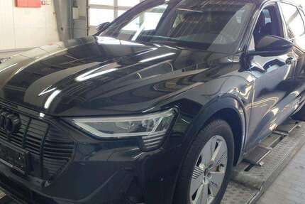 Audi e-tron 31.694 km 31.485 &euro; Hagen 58091