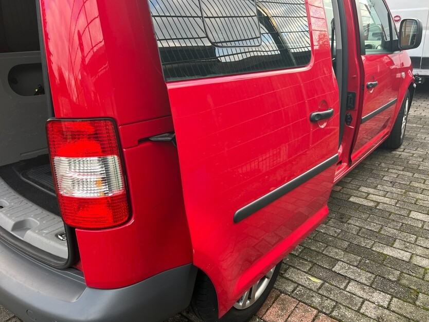 VW Caddy 192.000 km 4.000 € Essen 45121