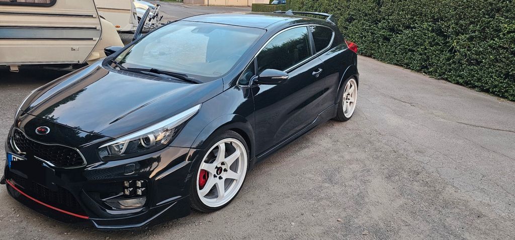 Kia ceed / Ceed 83.000 km 13.000 € Castrop-Rauxel 44577