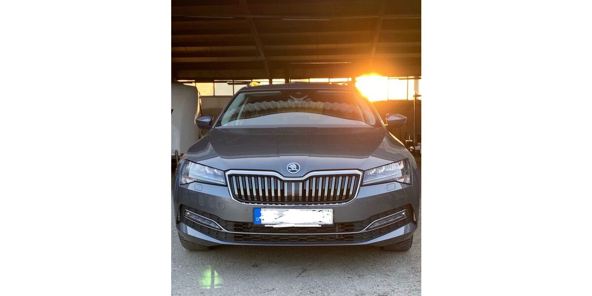 Skoda Superb 65.500 km 30.990 &euro; Oberhausen 46147