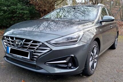 Hyundai i30 53.000 km 16.000 &euro; Essen 45138