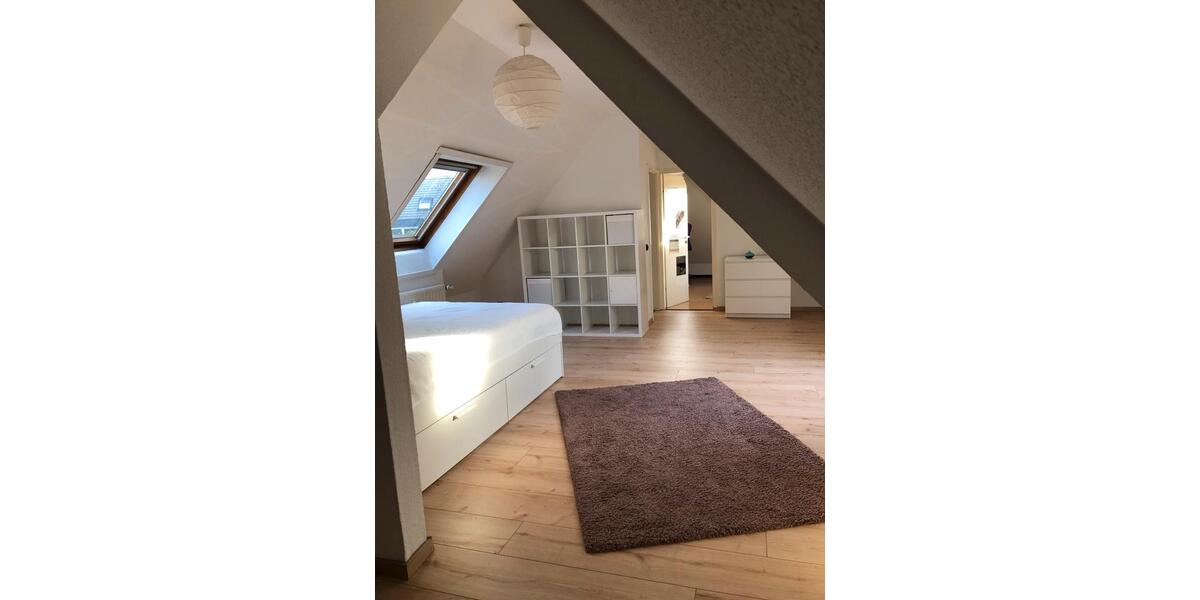 Dachgeschoßwohnung Essen Stadtbezirk IX - 2 Zimmer, 30 m&sup2;, 525&euro; | Angebot:25784098