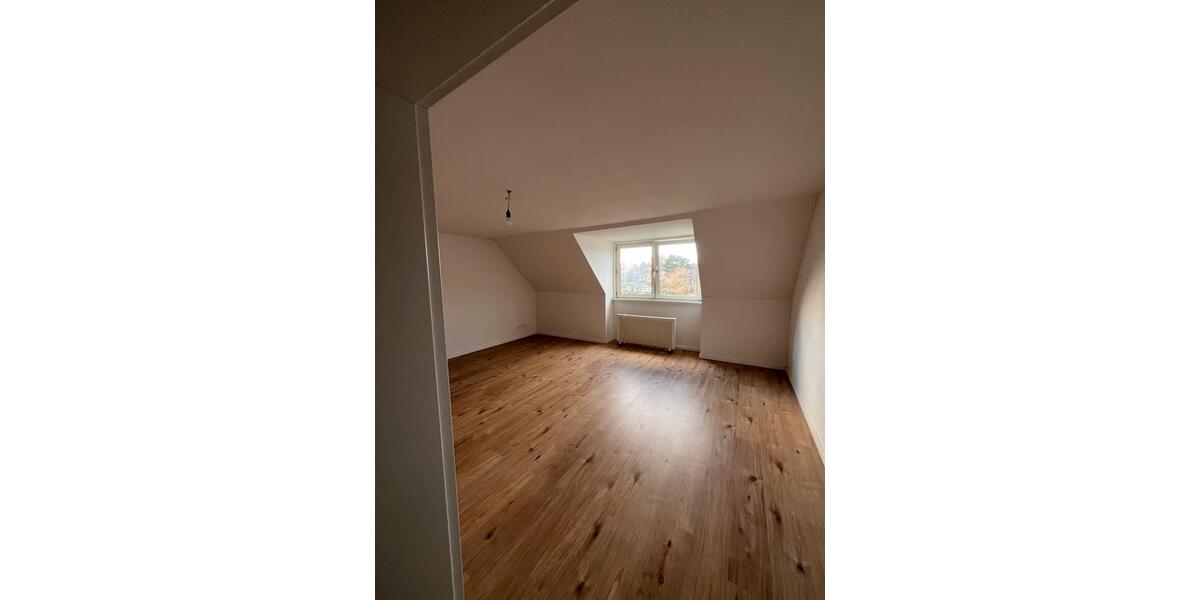 Lichtdurchflutet 2.5 Zimmerwohnung 2.5 zimmer