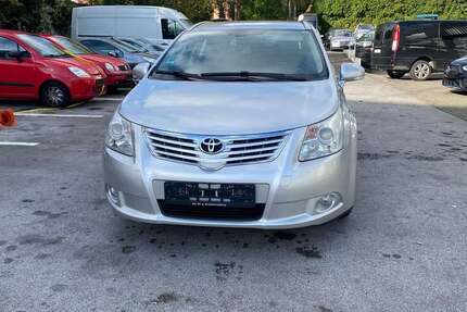 Toyota Avensis 150.620 km 7.000 &euro; Essen 45355