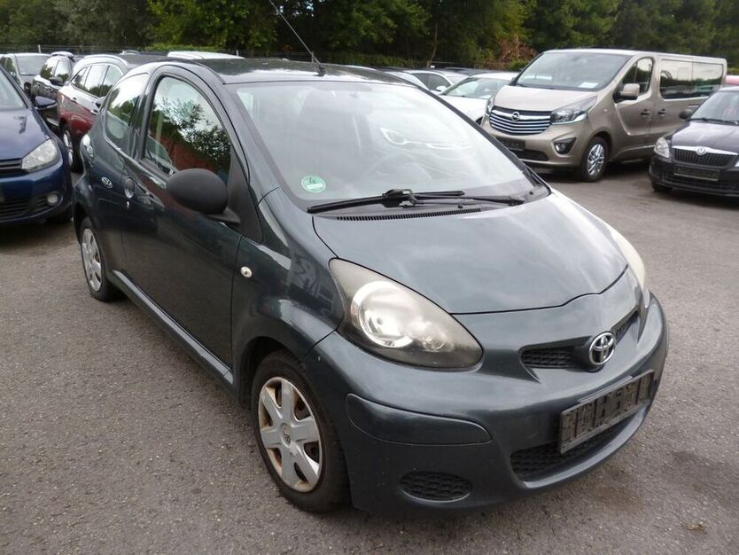 Aygo (X)