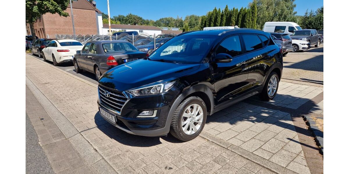 Hyundai TUCSON 155.348 km 13.890 &euro; Herten 45701