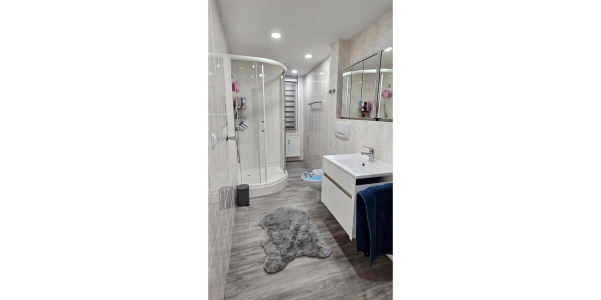 Etagenwohnung Oberhausen - 3 Zimmer, 62 m&sup2;, 139.000&euro; | Angebot:25994133