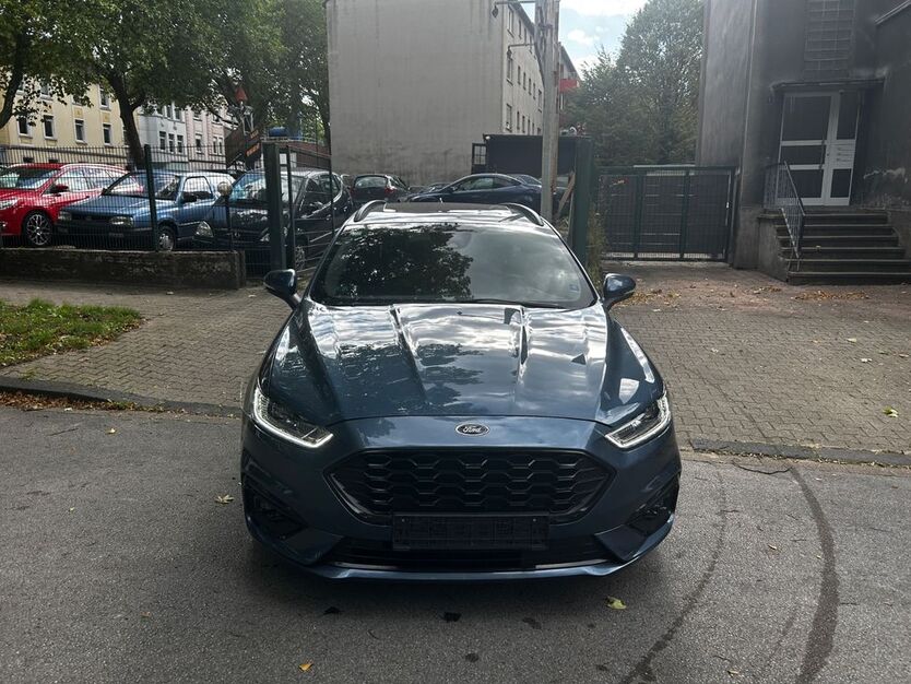 Ford Mondeo 88.000 km 18.900 € Gelsenkirchen 45889