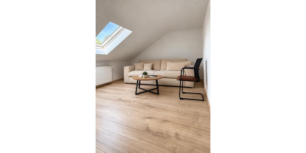 Dachgeschoßwohnung Hagen Hagen-Mitte - 3 Zimmer, 36 m&sup2;, 450&euro; | Angebot:27571271