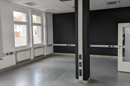 Attraktive Büro- Gewerbeetage im Gewerbegebiet Henrichshütte zimmer