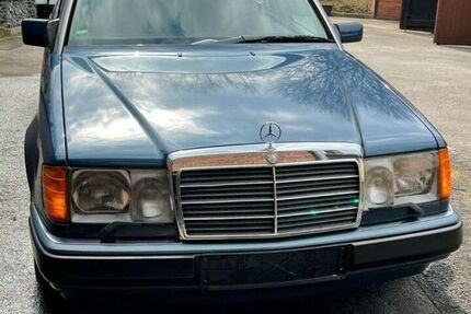 Mercedes 230