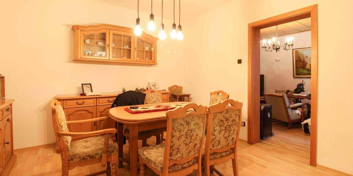 Mehrfamilienhaus, Wohnhaus Bochum Laer - 6 Zimmer, 211 m&sup2;, 349.000&euro; | Angebot:25712986