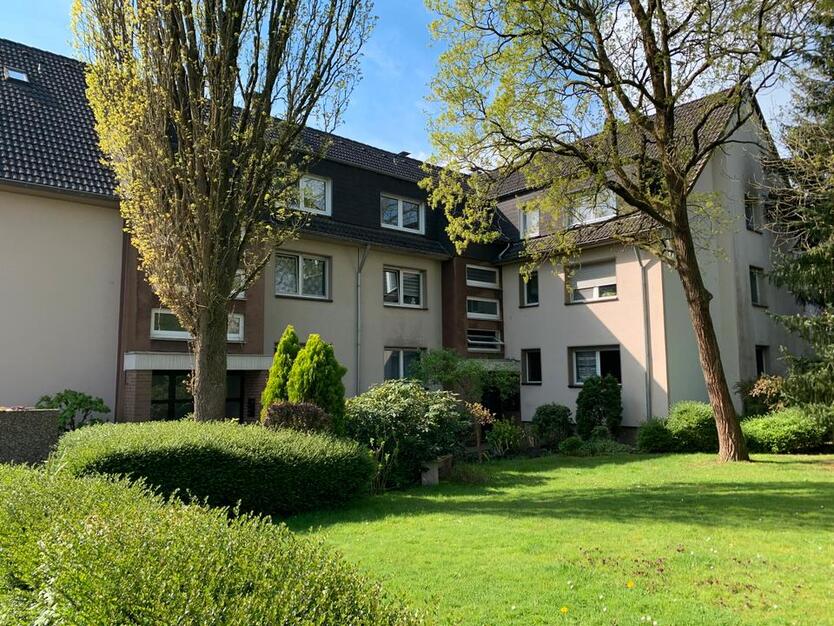 Dachgeschoßwohnung MIT EINZELGARAGE IN ESSEN VON PRIVAT